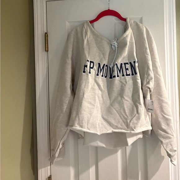 Free People For The Win Off The Shoulder Logo Sweatshirt Large - Picture 4 of 6